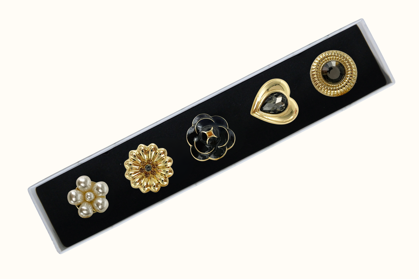 Boutonnière - Black & Gold